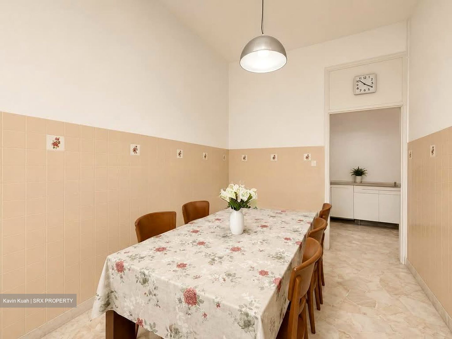 Mayflower Gardens (D20), Terrace #562144201